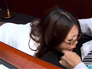 Subtitles - Ibuki, chinese secretary, boinked in office